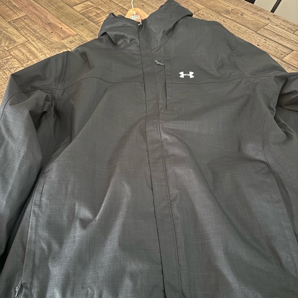 Under Armour Men's Performance Jacket in Black